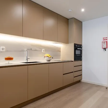 Apartamento Premium Living With Pool, Balcony, Gym & Garage By Hostwise *
